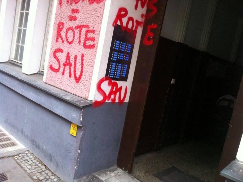 Schmiereien an einer Wohnung