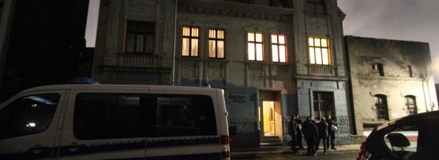 In Dortmund startete die Polizei am Donnerstagmorgen eine Durchsuchungsaktion gegen mutmaßliche rechte Gewalttäter. 