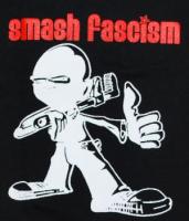 Smash-fascism_DLF86754.jpg