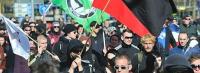 Rund 150 Menschen demonstrierten am Freitagnachmittag in Bochum gegen Nazi-Übergriffe