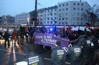 Massives Polizeiaufgebot bei der Demonstration der Anarchisten in Mannheim.