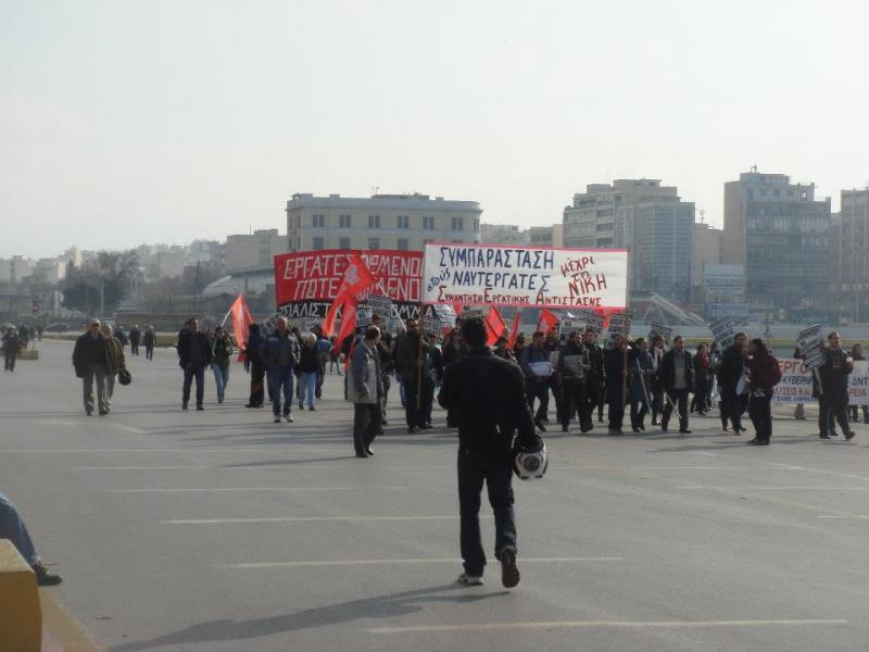 ANTARSYA auf dem Weg zur Demo.