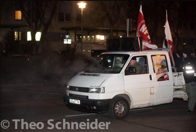 NPD-Demonstration in Hohenschönhausen, Februar 2016 (Kaputter NPD-Lautsprecherwagen)