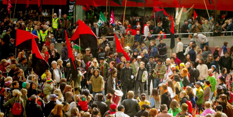 In den letzten Jahren gab es ein Erstarken des antiautoritären Widerstand und der anarchistischen Bewegung im Ruhrgebiet.