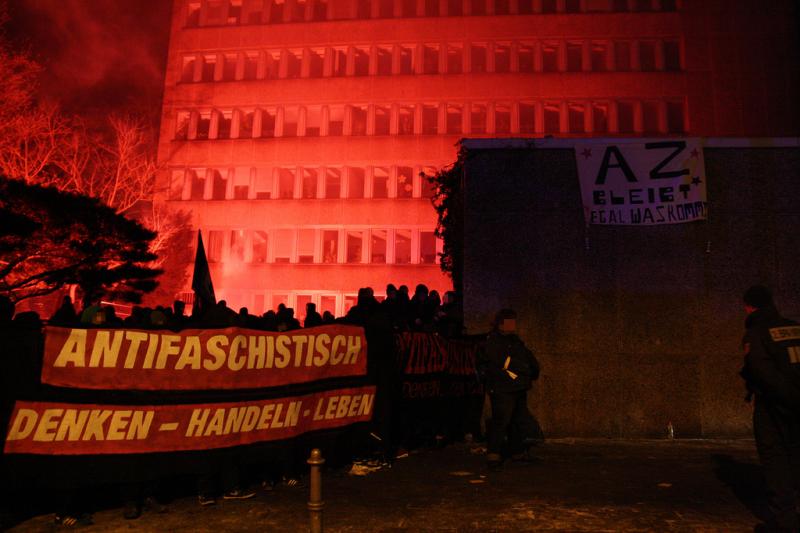 Demo kommt am AZ an(cc) agfreiburg