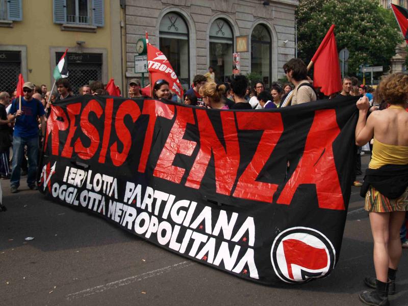 alla manifestazione del 25