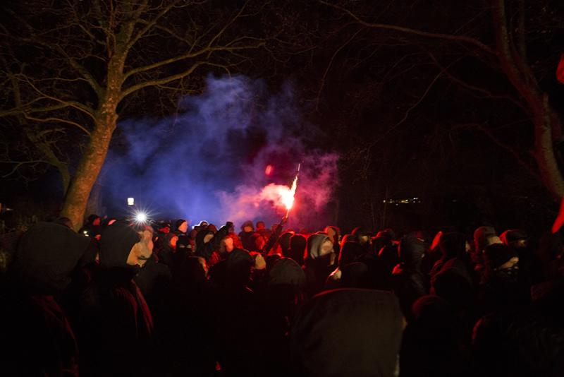 Proteste gegen die faschistische Fackelmahnwache 2017 10