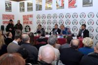 Pressekonferenz am 29.11.2013 im Casa Pound, Rom: Andrea Antonini, Apostolos Gkletsos, Konstantinos Boviatsos, Simone di Stefano