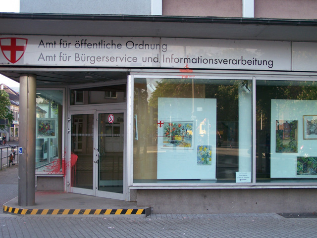 Farbanschlag auf das Amt für öffentliche Ordnung in Freiburg Anfang Mai 2007