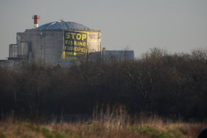 Greenpeace-Aktion in Fessenheim: Nächtliche Aktion am Oberrhein