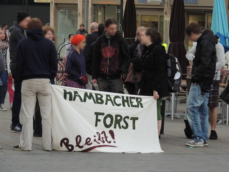 Essen: Hambacher Forst Soli Kundgebung 3