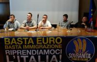 Mai 2015, Pressekonferenz von Sovranita, Nicola Di Bortolo, Regionaler Verantwortlicher von  CasaPound Italia in  FriuiliVeneziaGiulia (2.von links)