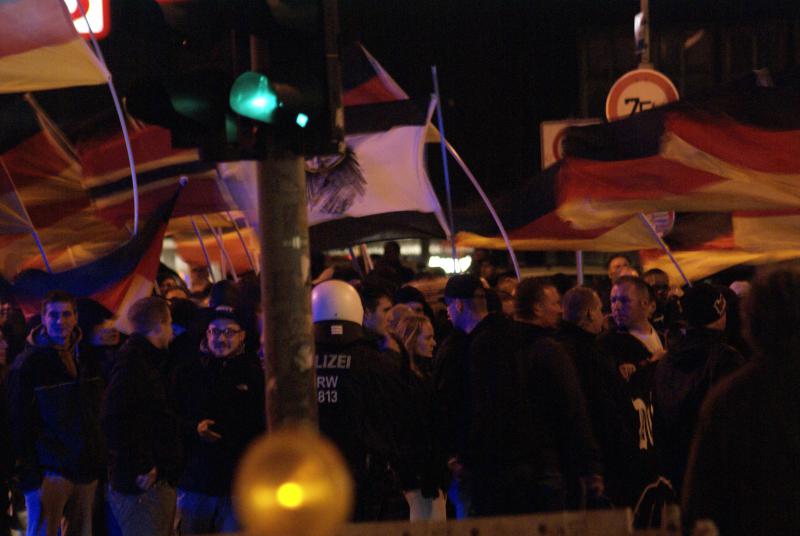 Dortmunder Nazis bei Pegida in Duisburg (09.11.2015)